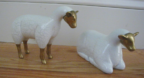 2 Ornate Crackle Sheep
