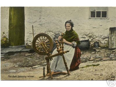 Ould Spinning Wheel